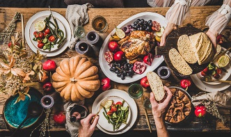 Thanksgiving Table Image